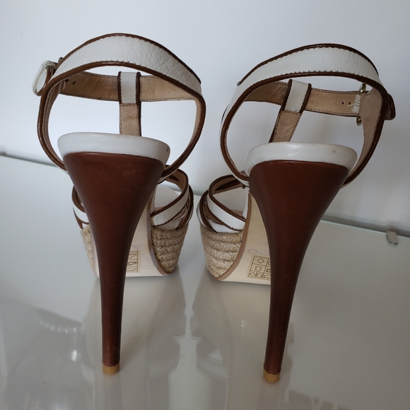 Aldo Vintage Leather Strappy High Heels White Tan Trim Women's Size 9 - Picture 3 of 5